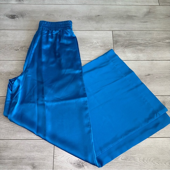 NWOT Show Me Your Mumu Irwin Blue Luxe Satin Wide Leg Pants Women's Small S - Picture 8 of 10